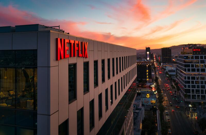 Netflix mở rộng kinh doanh để tăng doanh thu lấn sân ngành FB  Nhịp  sống kinh tế Việt Nam  Thế giới